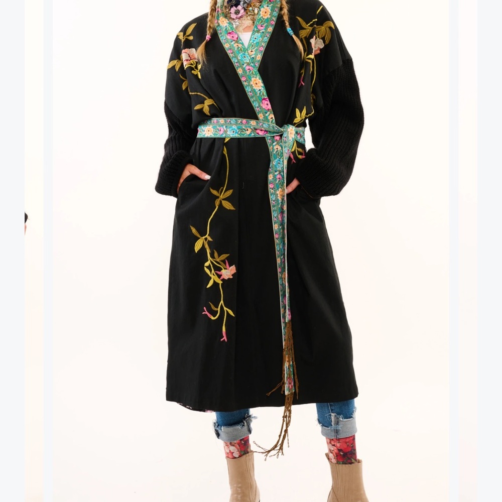ARATTA Floral Embroidered Kimono - Picture 2 of 14